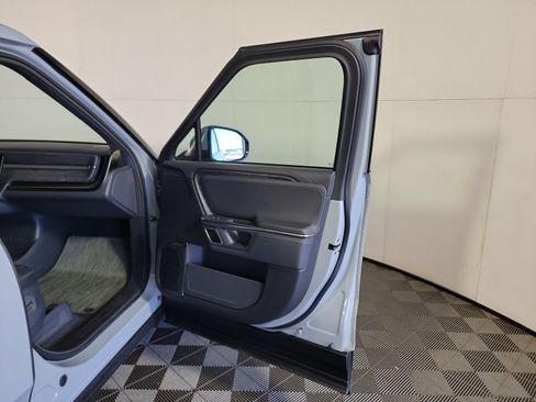 Used 2022 Rivian R1T Adventure AWD/4WD image 17