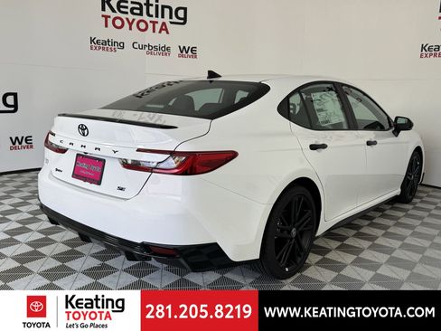 New 2026 Toyota Camry Hybrid image 14