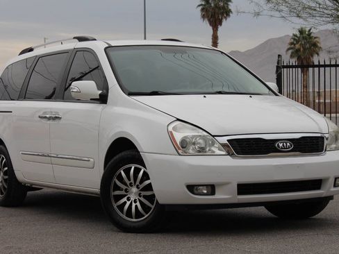Used 2012 Kia Sedona EX w/ Luxury Pkg image 1