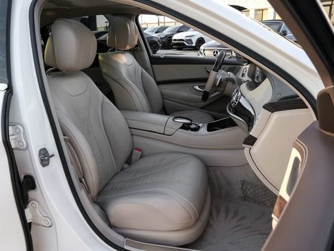 Used 2019 Mercedes-Benz S 560 4MATIC Sedan image 38