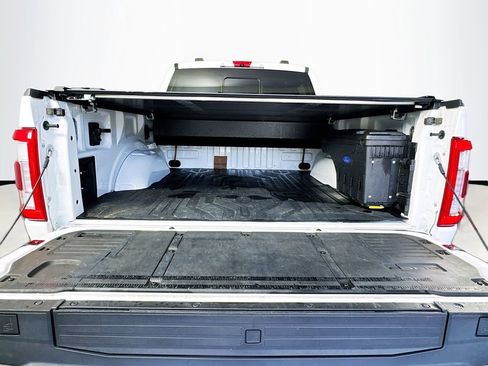 Used 2023 Ford F150 Lariat w/ Trailer Tow Package image 27