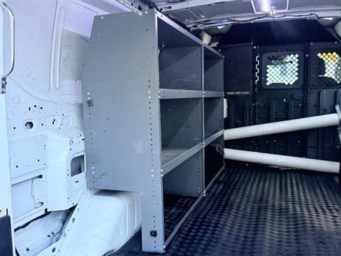 Used 2016 Ford Transit 250 130 Low Roof RWD image 18