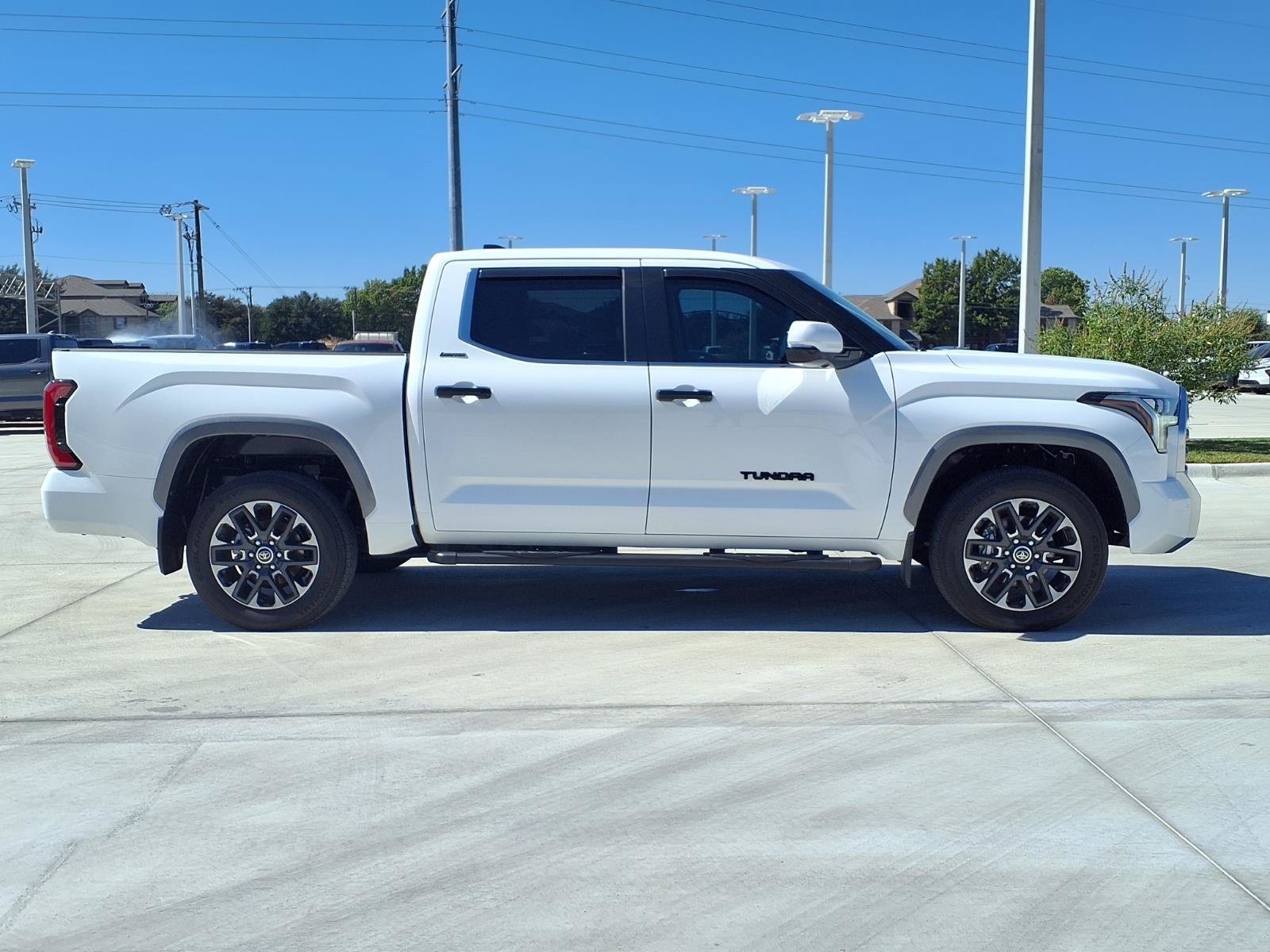 Used 2024 Toyota Tundra Limited AWD/4WD image 10