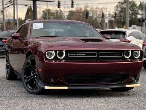 Used 2021 Dodge Challenger R/T image 7