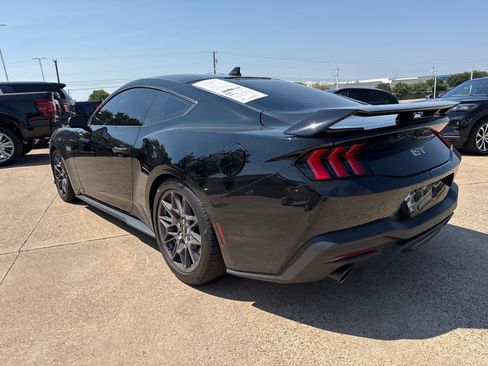 Used 2026 Ford Mustang GT Premium w/ GT Performance Package RWD image 5
