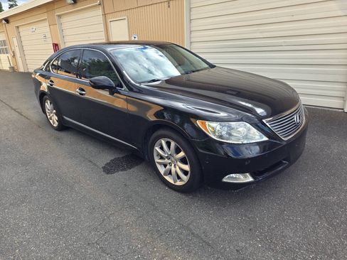 Used 2008 Lexus LS 460 RWD image 8