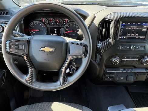 Used 2020 Chevrolet Silverado 2500 Custom w/ Custom Convenience Package image 15