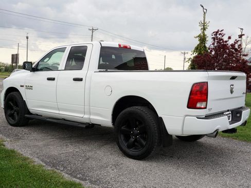 Used 2016 RAM 1500 Express AWD/4WD image 16
