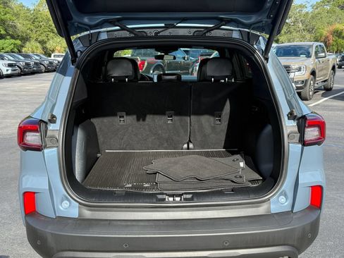 Certified 2025 Ford Escape ST-Line Select w/ Tech Pack #2 AWD/4WD image 14