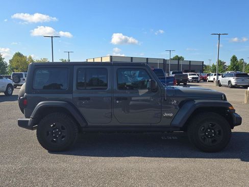 Used 2020 Jeep Wrangler Unlimited Sport AWD/4WD image 8