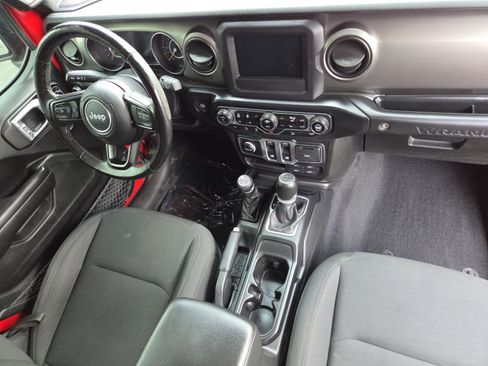 Used 2020 Jeep Wrangler Sport AWD/4WD image 27
