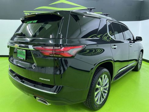 Used 2023 Chevrolet Traverse Premier w/ LPO, 'HIT The Road' Package FWD image 10