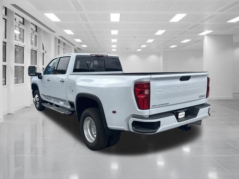 New 2026 Chevrolet Silverado 3500 High Country w/ Technology Package image 7