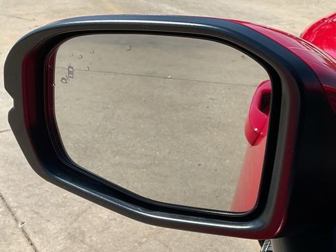 Used 2025 Honda HR-V EX-L image 11