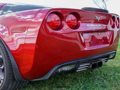 Used 2011 Chevrolet Corvette Grand Sport w/ Preferred Equipment Group image 71