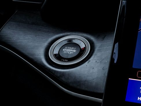 Used 2021 Jeep Grand Cherokee L Limited image 23