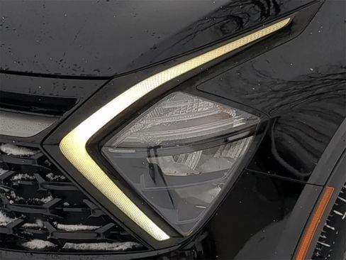 Used 2023 Kia Sportage X-Line w/ X-Line Premium Package image 11