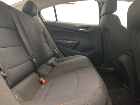 Used 2018 Chevrolet Cruze LS FWD image 19
