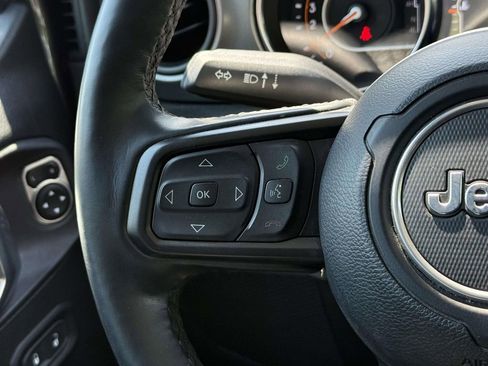 Used 2021 Jeep Wrangler Unlimited Sport AWD/4WD image 24