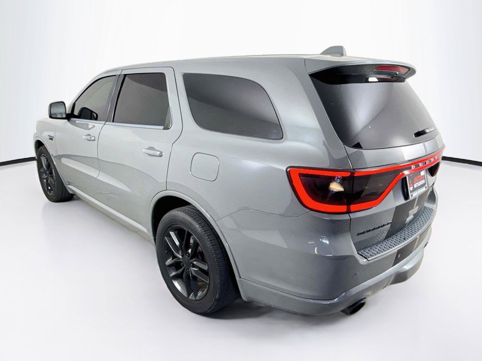 Used 2022 Dodge Durango R/T RWD image 3