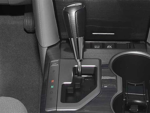 Used 2014 Toyota Camry XLE w/ Leather Package image 13