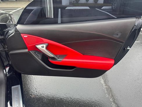 Used 2016 Chevrolet Corvette Z06 w/ 3LZ Preferred Equipment Group image 13