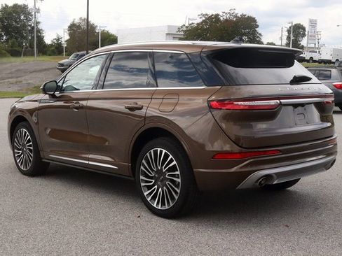 Used 2022 Lincoln Corsair Reserve w/ Sport Package image 5