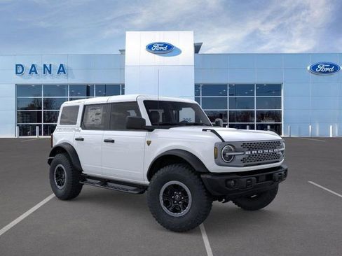 New 2026 Ford Bronco Badlands image 7