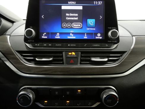 Used 2023 Nissan Altima 2.5 SV image 19