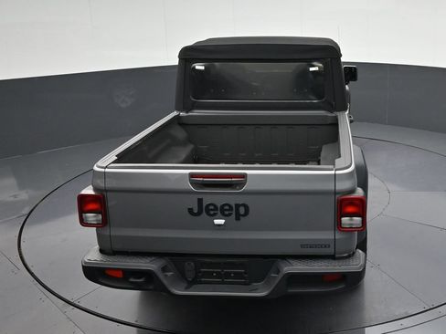 Used 2020 Jeep Gladiator Sport w/ Quick Order Package 24S AWD/4WD image 17