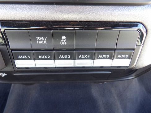 Used 2022 RAM 2500 Tradesman image 22