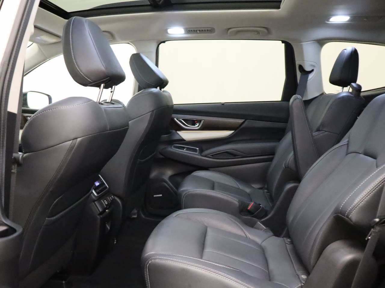 Used 2022 Subaru Ascent Touring w/ Popular Package #2A AWD/4WD image 16