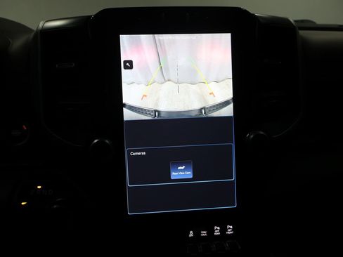 Used 2023 RAM 1500 Big Horn image 29