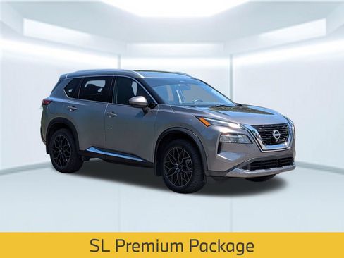Used 2023 Nissan Rogue SL w/ SL Premium Package FWD image 10