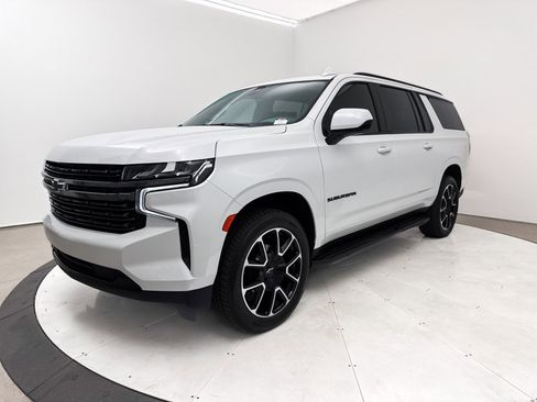 Used 2021 Chevrolet Suburban RST w/ Rear Media and Nav Package image 15