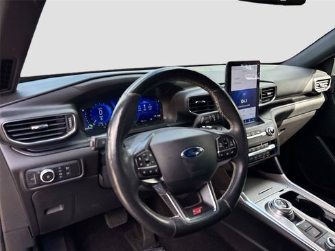 Used 2020 Ford Explorer ST w/ Premium Technology Package AWD/4WD image 9
