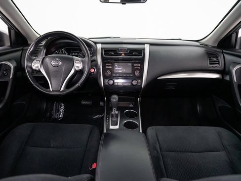 Used 2015 Nissan Altima 2.5 SV image 18