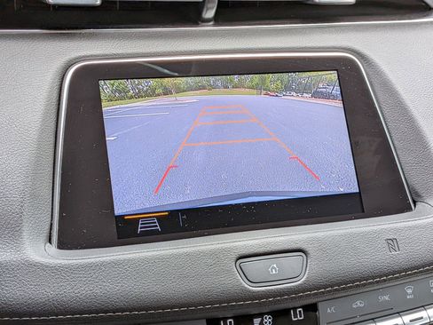Used 2019 Cadillac XT4 Premium Luxury w/ Cold Weather Package FWD image 22