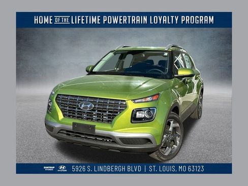 Used 2023 Hyundai Venue SEL image 1