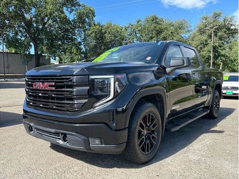 Used 2023 GMC Sierra 1500 Elevation AWD/4WD image 3