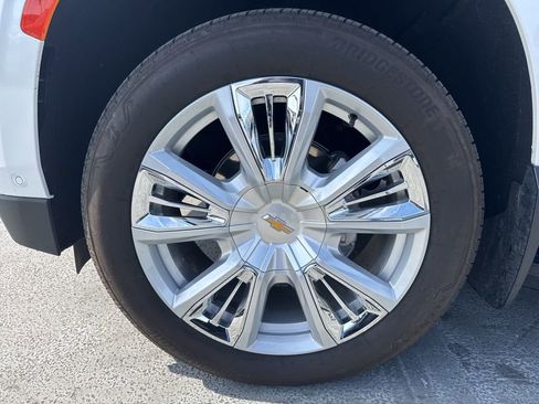 Used 2024 Chevrolet Tahoe High Country w/ Advanced Technology Package image 7