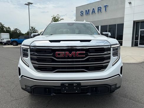 Used 2023 GMC Sierra 1500 SLT AWD/4WD image 9