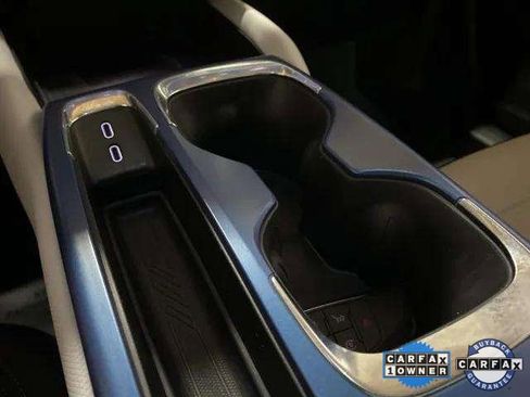 Used 2025 Chevrolet Equinox EV LT w/ Convenience Package image 55