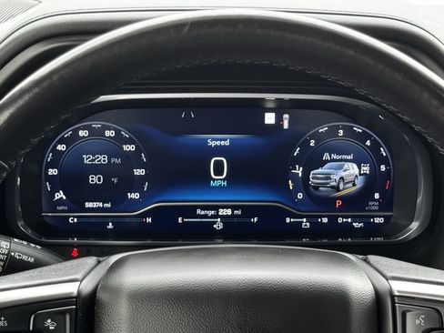 Used 2022 Chevrolet Tahoe LT w/ LT Signature Plus Package AWD/4WD image 16