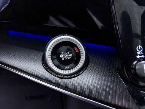 Used 2024 Jeep Grand Wagoneer L Series II w/ Quick Order Packagew 28T image 33