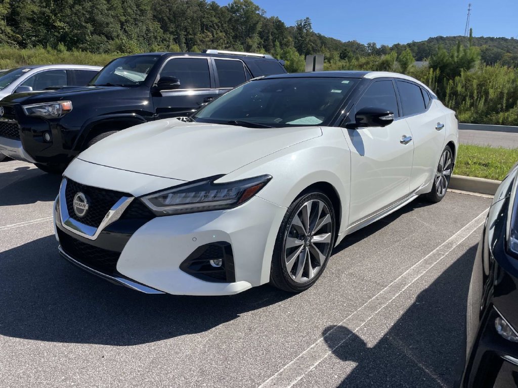 Used 2022 Nissan Maxima Platinum w/ Sport Mat Group FWD image 2