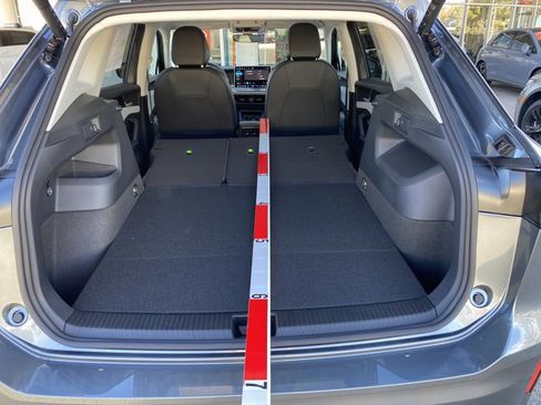 New 2026 Volkswagen Tiguan SE AWD/4WD image 19