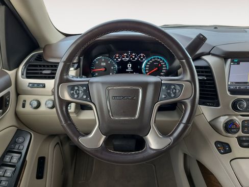Used 2020 GMC Yukon Denali w/ Open Road Package AWD/4WD image 12