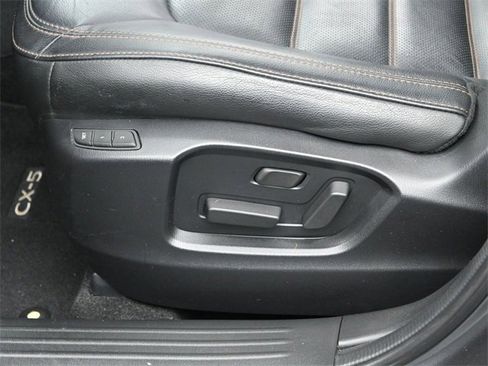 Certified 2023 MAZDA CX-5 AWD 2.5 S w/ Premium Package image 17