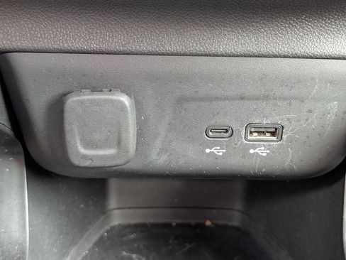 Used 2024 Chevrolet TrailBlazer LT FWD image 18